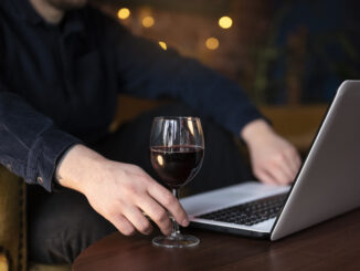 Quali sono i principali vantaggi del conto deposito vincolato online?