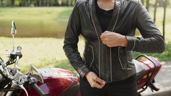 Perché occorre un buon giubbotto per andare in moto